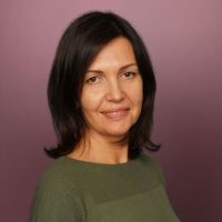Ms Marina Smirnova